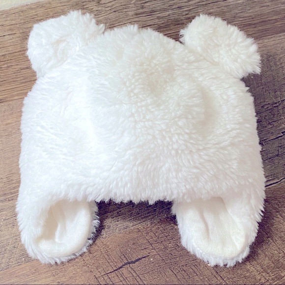 J&J Baby Winter White Bear Hat 6-12M - Picture 1 of 3